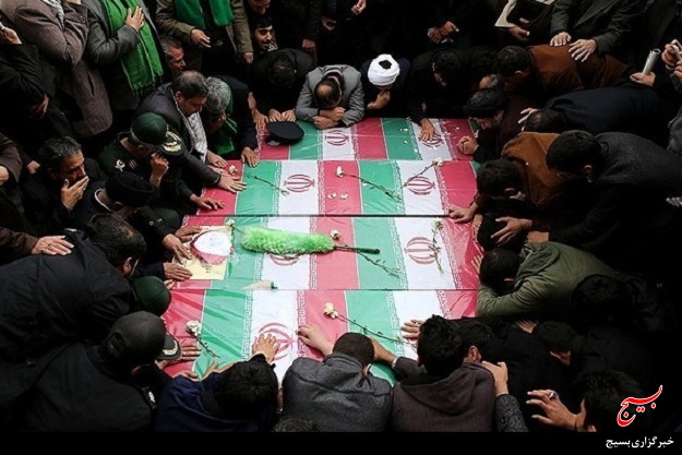 تشییع پیکر 4 شهید پاسدار مدافع حرم در قم+گزارش تصویری