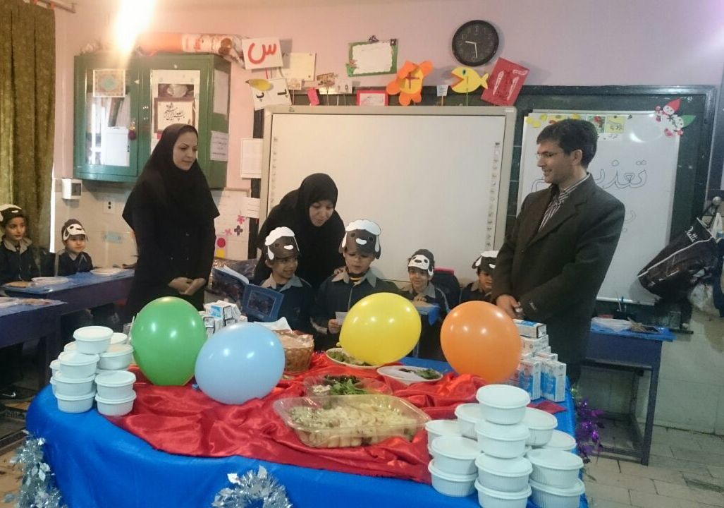 برپایی نمایشگاه و کارگاه آموزشی تغذیه سالم در مدارس البرز