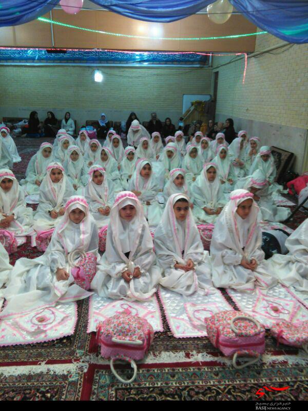 برگزاری جشن تکلیف 75 دانش آموز دختر مدرسه حجت
