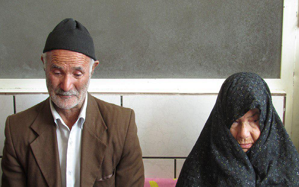 شهید علی محمد رضایی پس از ۳۴ سال انتظار به آغوش خانواده اش بازگشت ودر وطن خود قرار گرفت