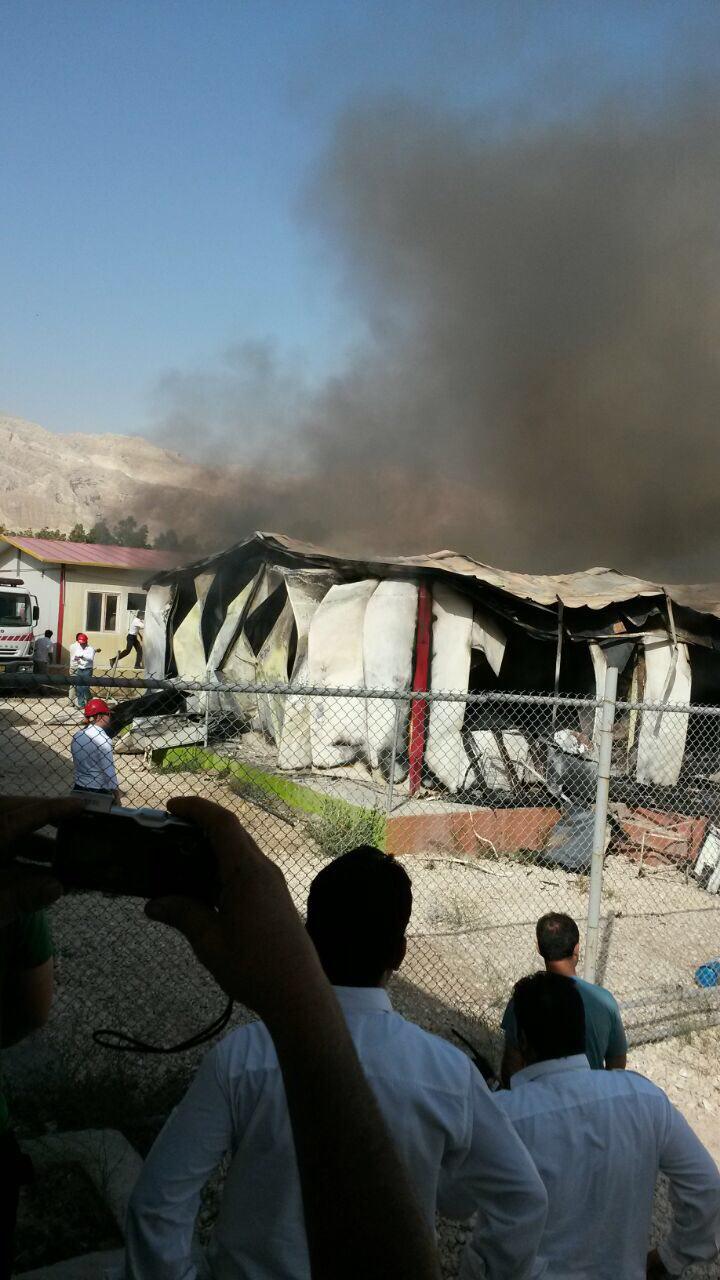 آتش سوزی گسترده در فاز ١٤ پارس جنوبی+تصاویر