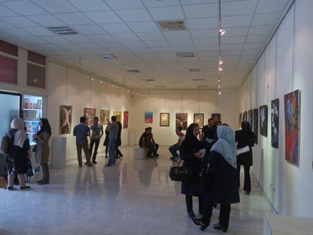 افتتاح نمایشگاه نقاشی گروهی هنرمندان زنجانی در نگارخانه ارومیه