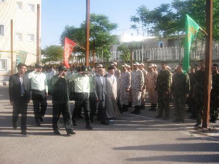 صبحگاه مشترک نیروهای نظامی و انتظامی به مناسبت سوم خرداد در شهرستان خرمدره
