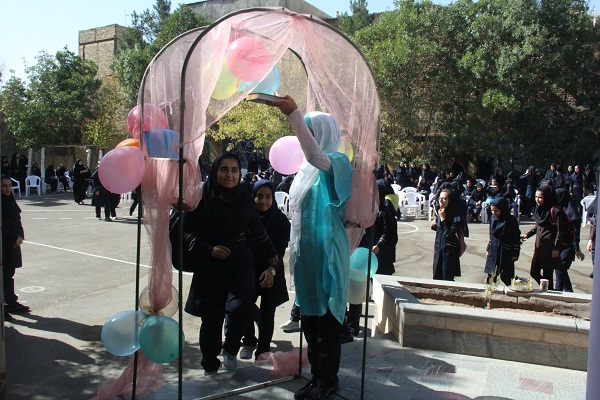 بازگشایی مدارس و زنگ مهر و دفاع مقدس در شهرستان اقبالیه