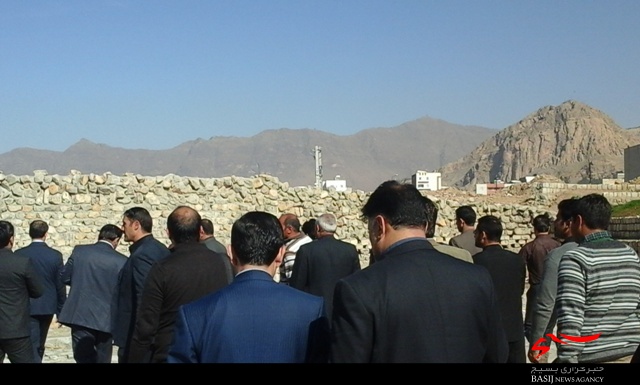 استاندار لرستان از پروژه در دست اجرای «پارک شاپوری» مرکز این استان بازدید کرد.