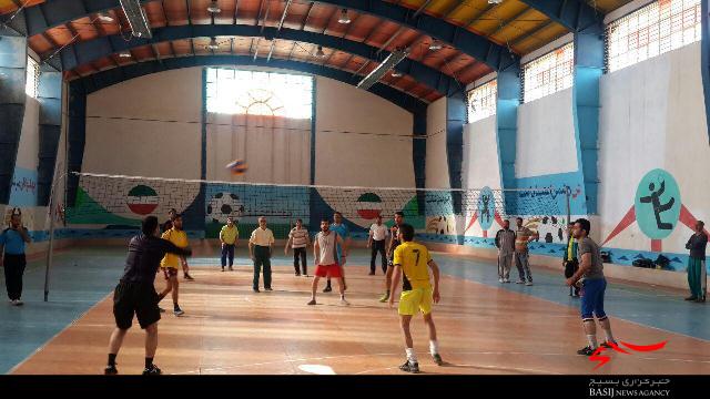 برگزاری مسابقات والیبال در ناحیه دلفان+تصاویر