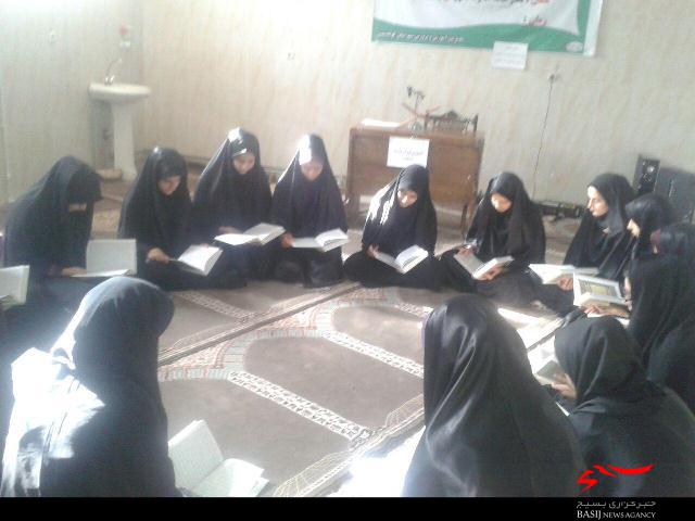 آموزش روخوانی قرآن برای 250 دانش آموز بسیجی کوهدشتی
