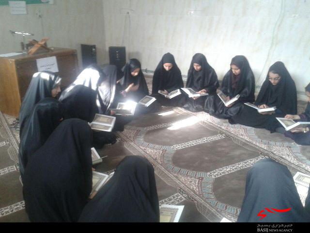 آموزش روخوانی قرآن برای 250 دانش آموز بسیجی کوهدشتی