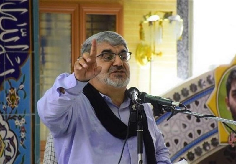 ایران با مدیریت رهبری و تکیه بر خون شهدا کمر آمریکا را شکست‌