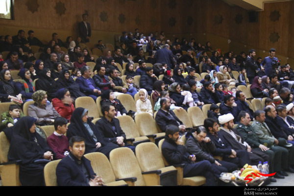 مراسم گرامیداشت ایام دهه فجر با حضور کارکنان کارخانه سیمان اردبیل برگزار شد