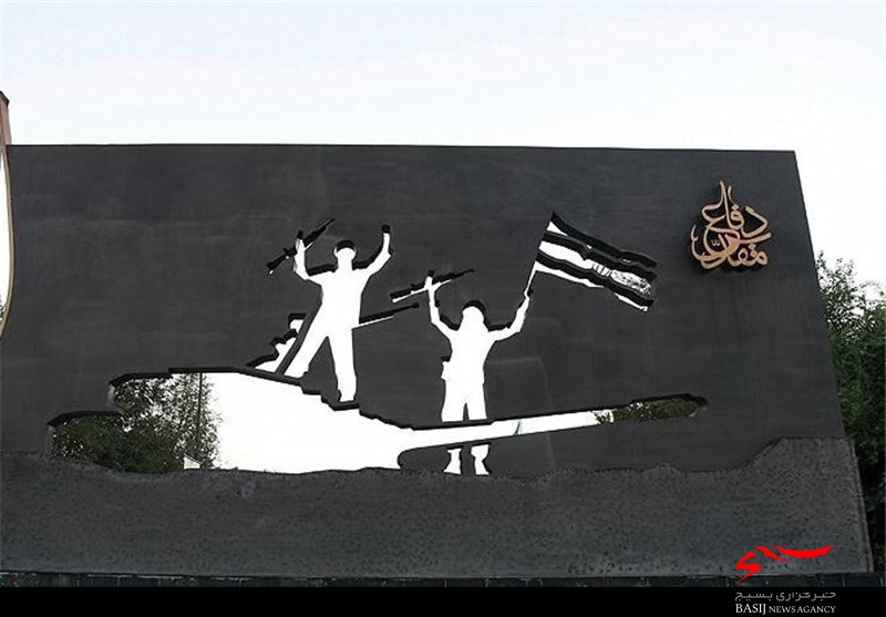 مرکز فرهنگی دفاع مقدس افتتاح می‌شود/ احداث ۱۰ یادمان شهدای گمنام در اردبیل