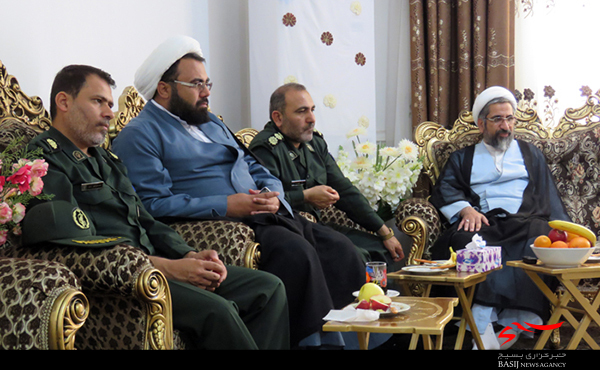 دیدار با خانواده سه شهید پاسدار بوشهری