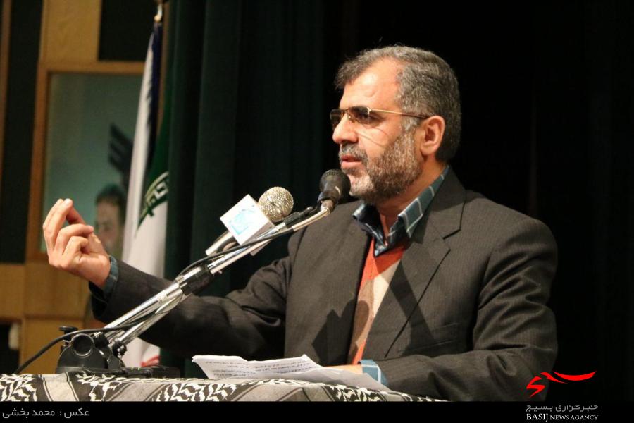رزمندگان و حافظان انقلاب همیشه برای دفاع از اسلام و ایران آماده هستند