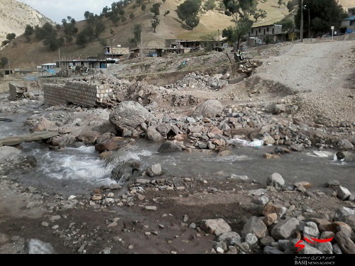 عدم ساماندهی رودخانه روستای اینوه تهدیدی برای بقعه متبرکه امامزاده محمد بن حسن (ع) +تصاویر