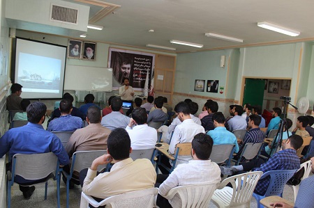 نخستین نشست تشکیلاتی رده‌های بسیج دانشجویی استان قم برگزار شد