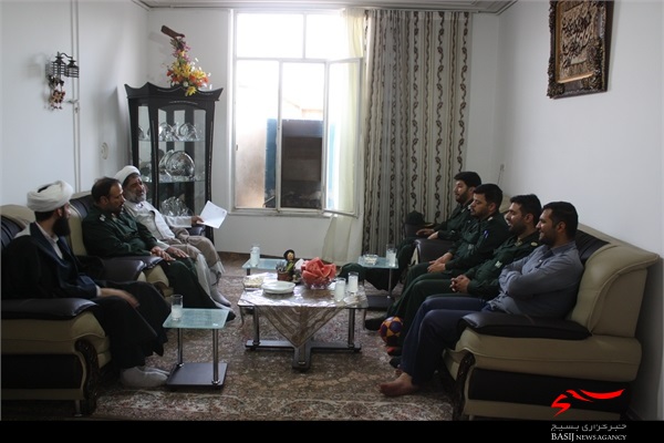 دیدار شورای فرماندهی ناحیه امام حسین(ع) با خانواده پایوران
