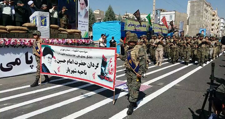 رژه نیروهای نظامی و انتظامی در شهرستان شهریار+تصویر