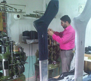 تولیدکنندگان جوراب ایرانی محصولات خود را با مارک های خارجی وارد بازار می کنند