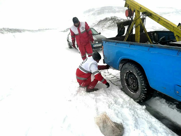 انجام 18 فقره عملیات امدادرسانی به حوادث برف و کولاک و جاده ای و کوهستان