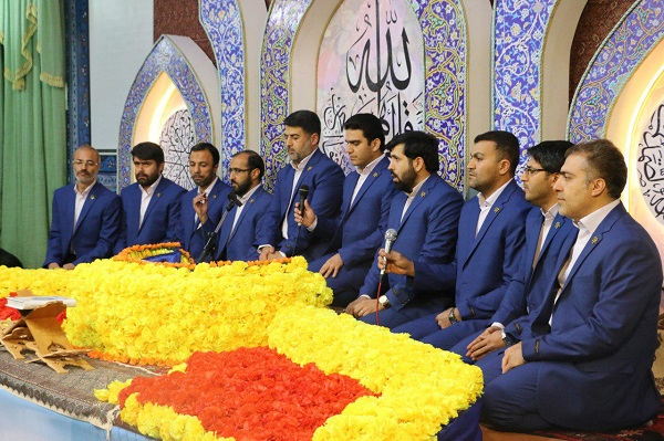 محفل انس با قرآن به مناسبت هفته بسیج در شهر الوند