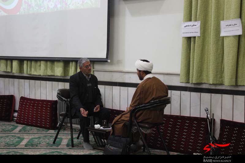 الگوی ارائه خدمت در مسجد از صدر اسلام/ ادامه طرح «میز خدمت» خواسته مردم از بسیج