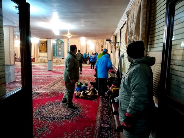 امدادرسانی به ۴۶ نفر از هموطنان گرفتار در ارتفاعات علمدار تسوج