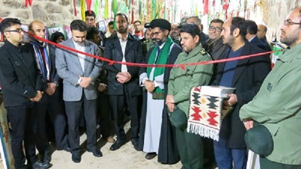 نمایشگاه صنایع دستی در شهرستان آوج برپا شد
