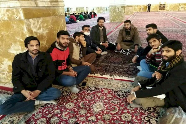 دانشجویان بسیجی جهادگر کازرون به مشهد مقدس اعزام شدند