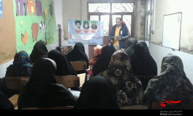 برگزاری کارگاه «خانواده مقاوم» با هدف اصلاح الگوی مصرف در صالح‌آباد