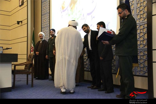برگزاری مراسم هفته عقیدتی سیاسی در ناحیه امام حسن مجتبی(ع) + تصاویر