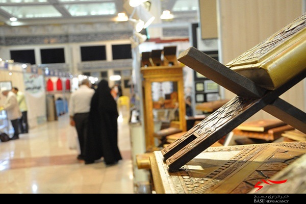 بازدید قرآنیان کرج از نمایشگاه بین‌المللی قرآن