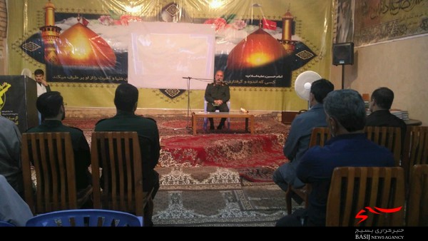 برگزاری همایش پرچمداران بصیرت در شهر «قنوات»