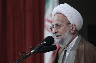 انقلاب اسلامی در طول تاریخ بی‌نظیر است/ امام خمینی جامعه را در مسیر سعادت قرار داد