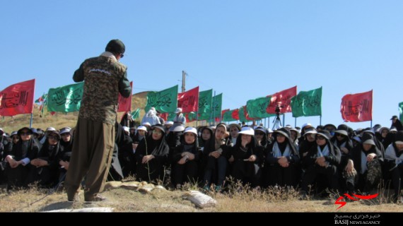 ۲۰۰ نفر از دانشجویان خواهر اردبیل به مناطق عملیاتی غرب کشور اعزام شدند