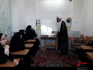 بازدید مسول بسیج طلاب قم از فعالیت گروه جهادی در قنوات