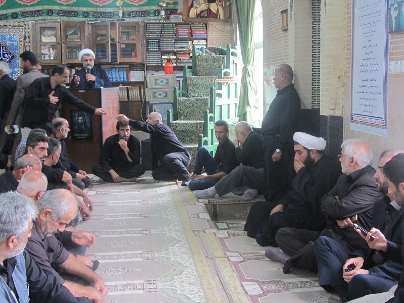 مراسم تعزیه حسینی در رضوانشهر برگزار شد+تصاویر