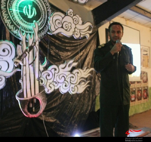دانش آموزان بوشهری با شهدای شرق کارون پیمان عشق بستند