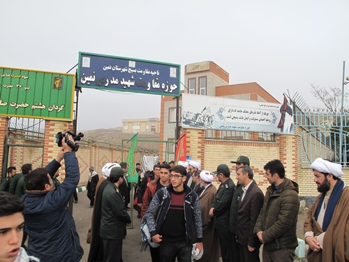 اعزام دانش آموزان نمین به مناطق عملیاتی شمالغرب