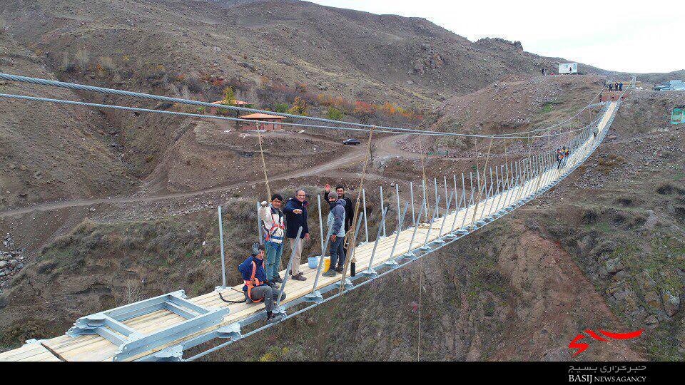 نخستین پل تمام شیشه‌ای ایران در هیر اسفندماه افتتاح می‌شود