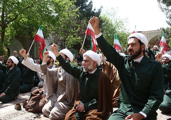 تجمع طلاب و روحانیون سپاه تهران بزرگ در حمایت از سپاه پاسداران