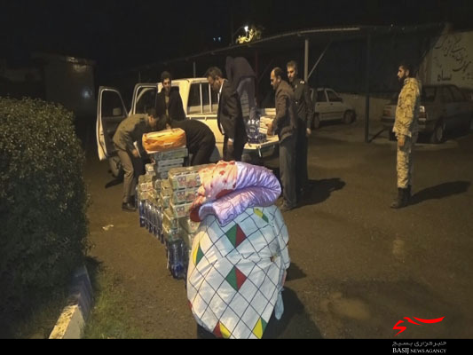 جمع آوری و ارسال کمک های مردمی شهرستان پارس آباد برای سیل زدگان کشور