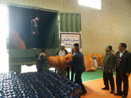 ارسال چهارمین محموله کمک‌های مردمی شهرستان اصلاندوز به سیل زدگان کشور