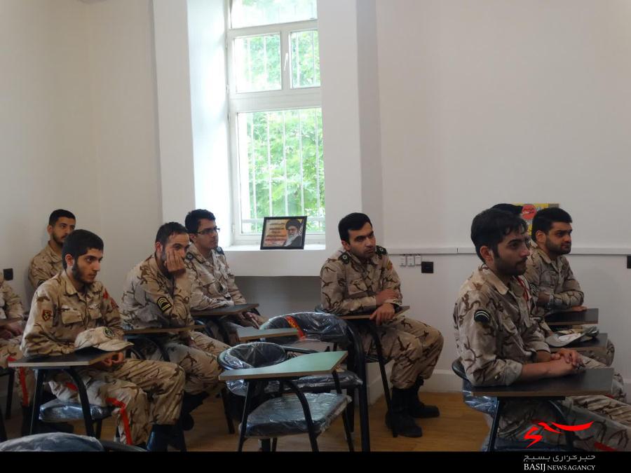 لزوم حمایت از نخبگان جوان سرباز در سیتم مدیریتی سپاه استان