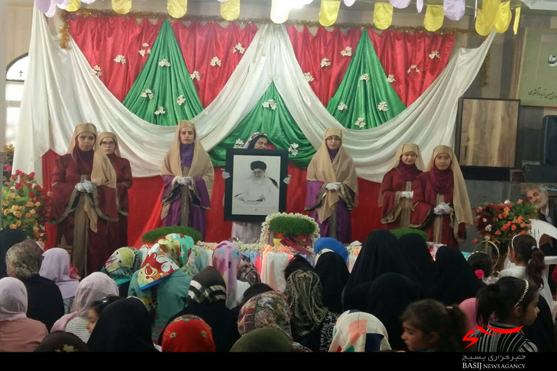 برگزاری جشن گلریزان برای سیل‌زدگان در روستای حسین‌آباد عاشوری
