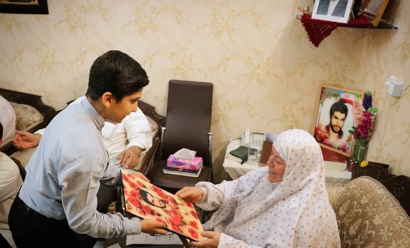 دیدار با خانواده شهید ذوالفقاری