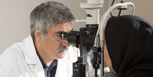 خدمات تخصصی چشم پزشکی در بیمارستان زینبیه(س) خورموج
