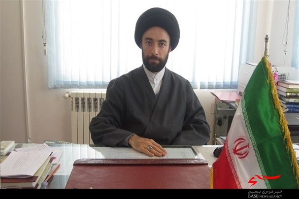 ملت ایران عزت و افتخار خود را مدیون خون پاک شهدا است