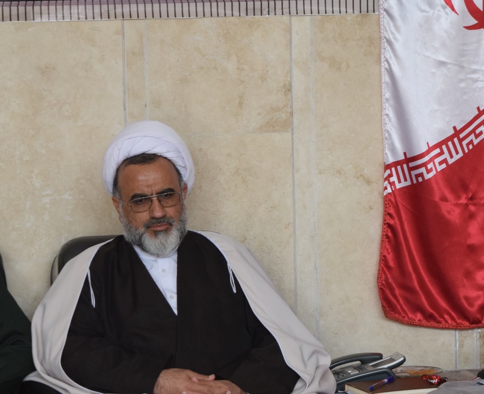 بسیج مظهر دین، اخلاق و مردانگی / بسیج به معنای بصیرت، اخلاص و اقدم به موقع است. بسیج مظهر دین، اخلاق و مردانگی / بسیج به معنای بصیرت، اخلاص و اقدم به موقع است.