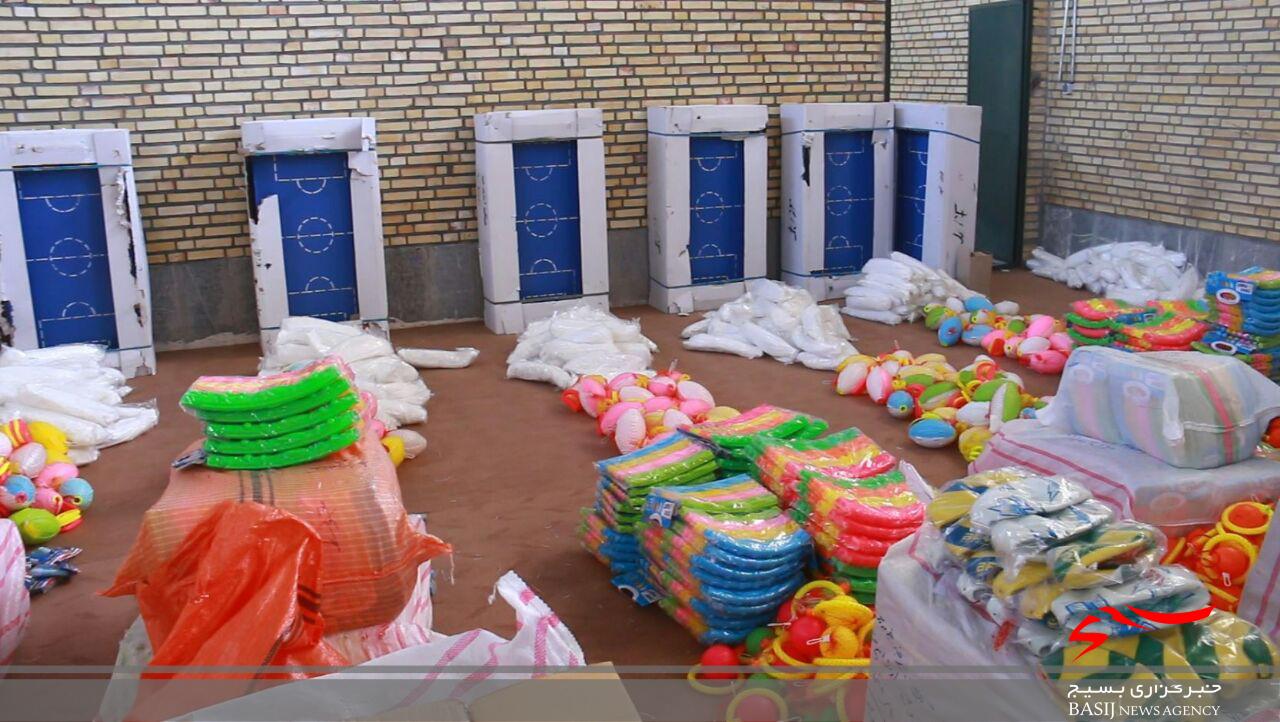 توزیع 400 بسته حمایتی ورزشی در روستاها با همکاری قرارگاه محرومیت زدایی سپاه