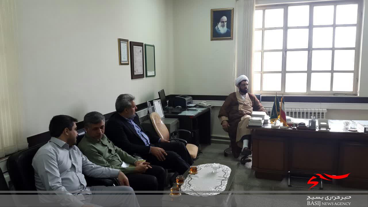 حوزه شهید رجایی(ره) ادارات کل در خدمت رسانی پیشتاز است حوزه شهید رجایی(ره) ادارات کل در خدمت رسانی پیشتاز است
